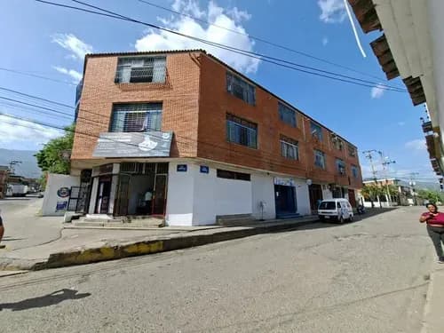 Local Comercial - Calle Urdaneta, Guatire - 50 Mts2