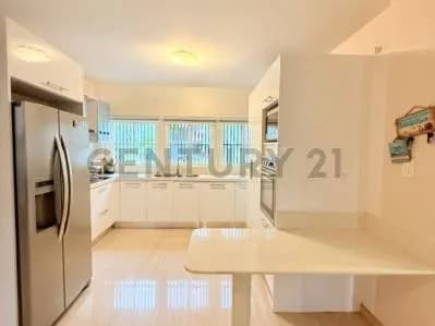 Hermoso apartamento en planta baja, puerto aventura