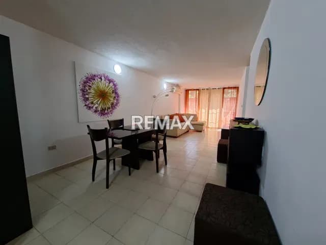 APARTAMENTO EN VENTA EN LOMAS DE MAÑONGO - AMOBLADO