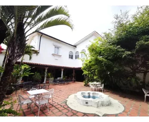 Se Vende Casa 5000m² 8h+s11b+s En La Lagunita