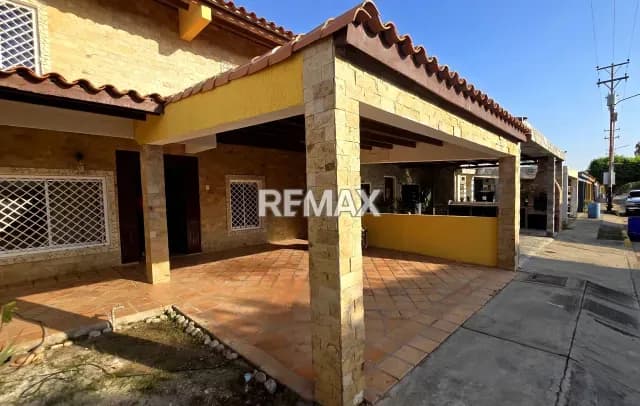 Casa en venta - $85k