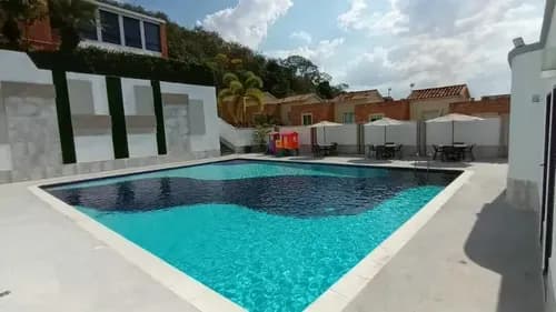 Michelle Vende Townhouse En Altos De Guataparo Rr-r /226