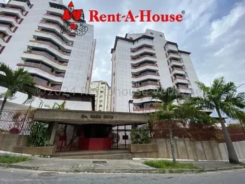 Apartamento En Venta En Macaracuay 26-12249