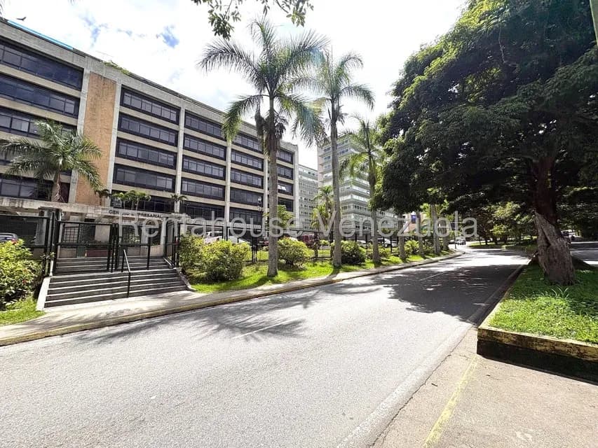 Comercial (Oficina) en Alquiler en La Lagunita Country Club, Distrito Metropolitano