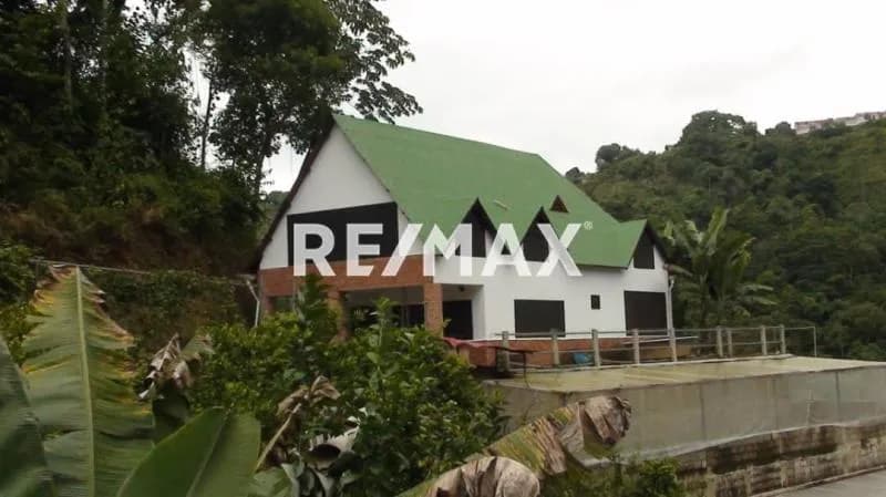 Hermosa Finca en venta en San Diego de los Altos Edo-Miranda, con una vista espectacular y buen clima