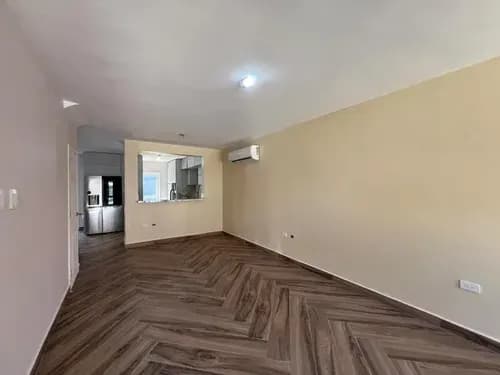 Lorena Inojosa Ofrece En Venta Hermoso Town House Atth-318 Remodelado En Un 90% Conjunto Residencial Cumbres De La Esmeralda San Diego . **clientes Directos**