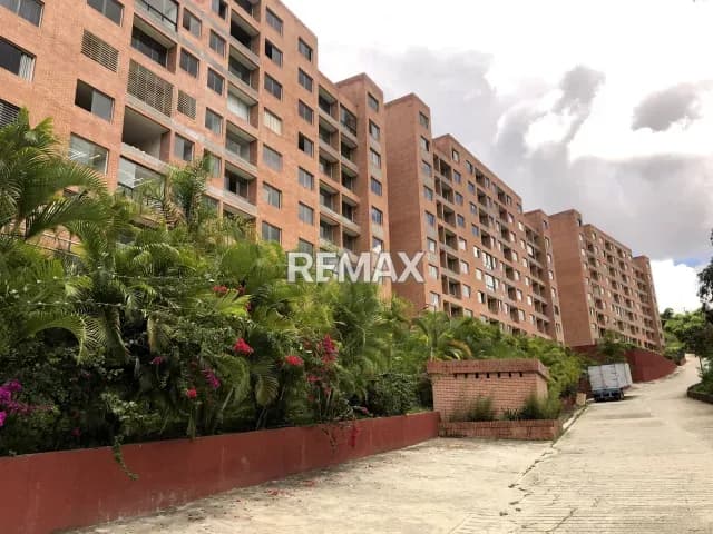 VENTA DE APARTAMENTO EN CONJUNTO RESIDENCIAL BOSQUE LOS NARANJOS – EL HATILLO