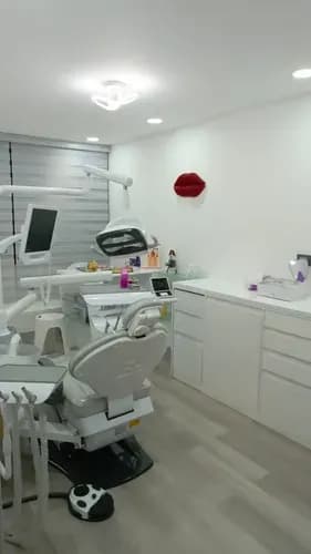 Alquiler Cubículo Ccct Para Odontólogos Por Turno