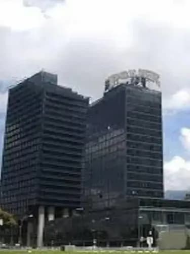 Oficina En Alquiler Urb. Plaza Venezuela C-19853