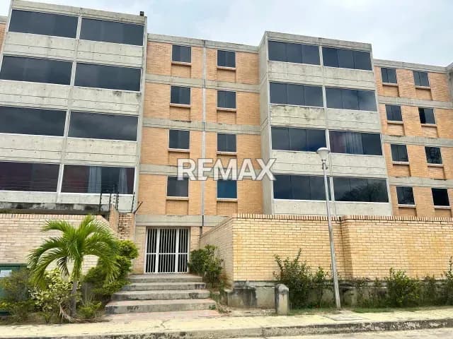 APARTAMENTO EN VENTA URBANIZACION LA COLINA