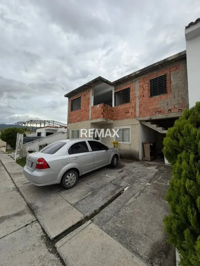 Casa en venta en Urb Santa Fe