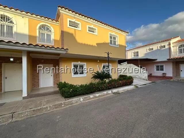 Casa (Duplex) en Venta en Centro, Falcon
