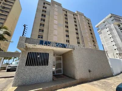Apartamento en venta en Porlamar, Margarita, Nueva Esparta - $98k