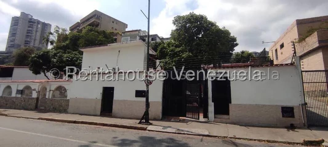 Comercial (Local Comercial) en Alquiler en Colinas de Bello Monte, Distrito Metropolitano