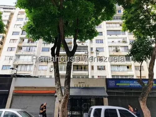 Alquiler De Apartamento En El Corazon De Chacao. Anv