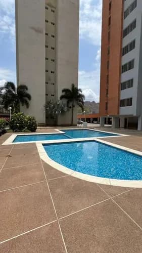 Ad, Apartamento En Alquiler En Mañongo Res Sunsuites