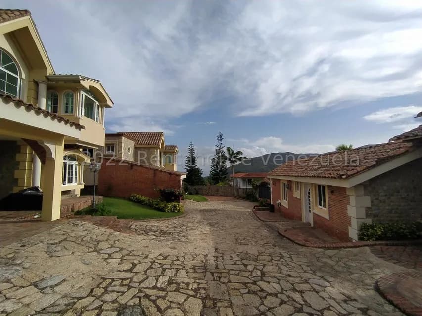 Casa (Duplex) en Venta en Lomas de Palmarito, Aragua