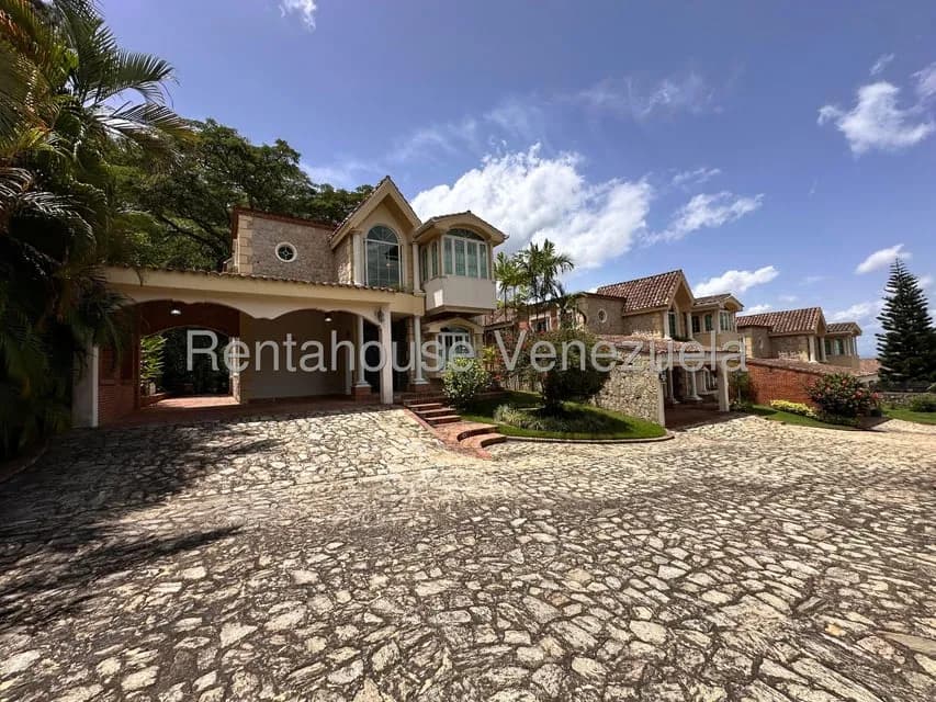 Casa (Duplex) en Venta en Lomas de Palmarito, Aragua