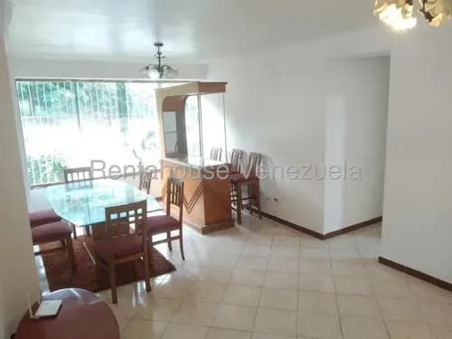 Apartamento En Alquiler Montalban Iii 26-4741- Hgk