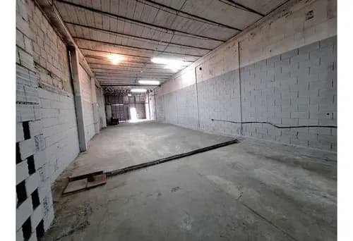 Alquiler De Galpón Zona Industrial De Palo Verde 230mts Aprox.