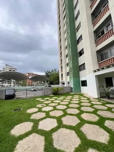 En Venta Apartamento Moderno En Residencias Taguay Urbanización Los Mangos Valencia Estado Carabobo LG Solo Clientes