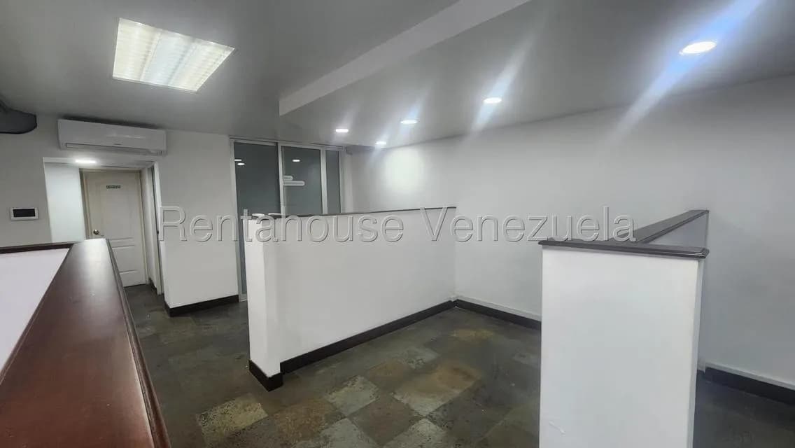 Comercial (Oficina) en Alquiler en La Trinidad, Distrito Metropolitano