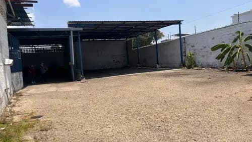 Galpon En Alquiler, (sandra Nino) Detras De C.c. Guajiros Center, Area Abierta, Abril