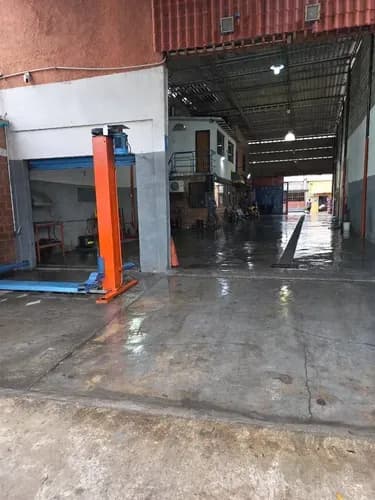 Traspaso Local Para Servicio De Autolavado Y Mecánica Ligera - Operativo