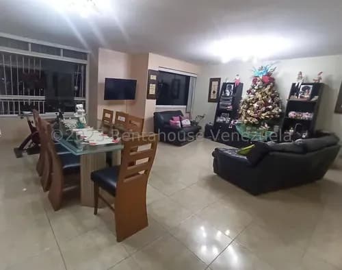 Apartamento En Venta. Urb. El Paraíso . 25-20414 Neyla Cedeño.