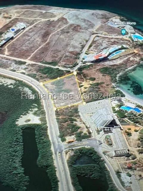 Terreno (Comercial) en Venta en El Morro, Nueva Esparta