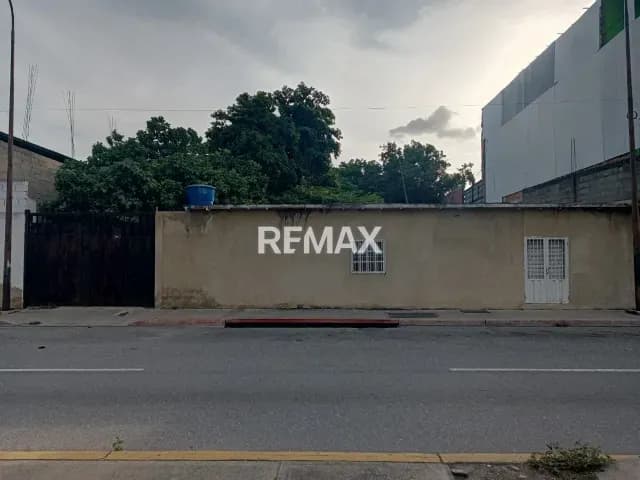 VENTA EN EXCLUSIVA DE TERRENO ZONA CENTRO Plena, CALLE 22 carreras 24 y 25 Intersección Av Andrés Bello