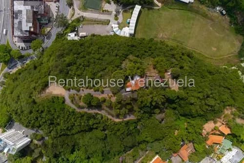 En Venta Terreno De 2,4 Hectáreas Con Vistas 360° Potencial De Desarrollo Premium En Los Campitos, Cod. 26-13114. Ls