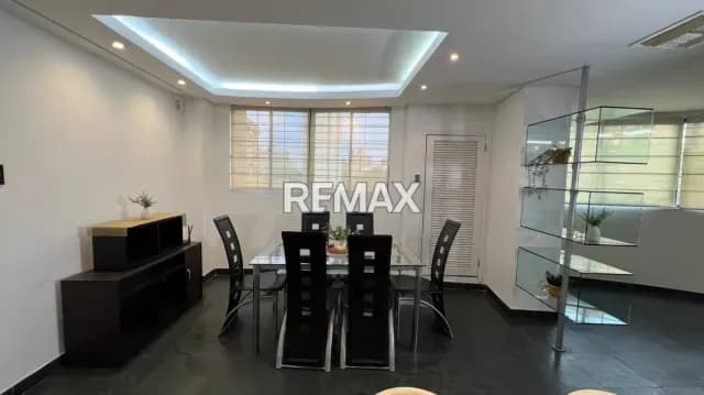Apartamento en Res. María Victoria