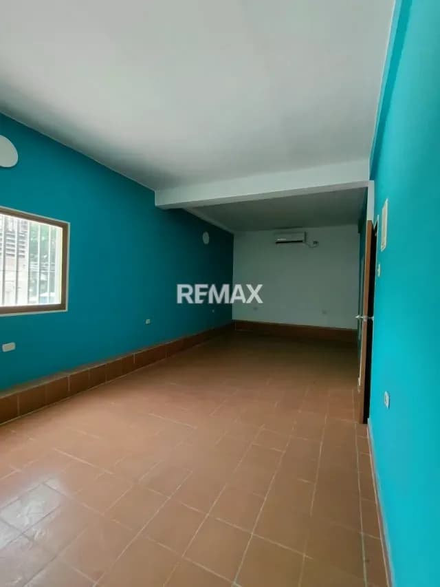 En alquiler Local Comercial 1er piso