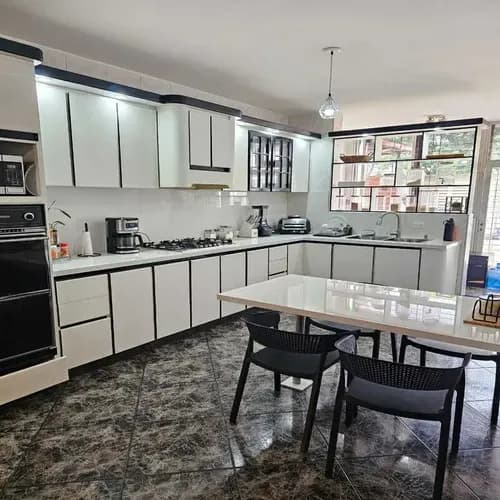 Town House En Venta En Urbanizacion El Bosque Valencia. St