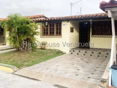 //maria Elena Oropeza// Alquila Completamente Amoblado Casa 188 M2 / En Conjunto Residencial Exclusivo Del Este De La Ciudad/ Conexión Rápida Principales Avenidas /parroquia Santa Rosa,lara#26-17167**