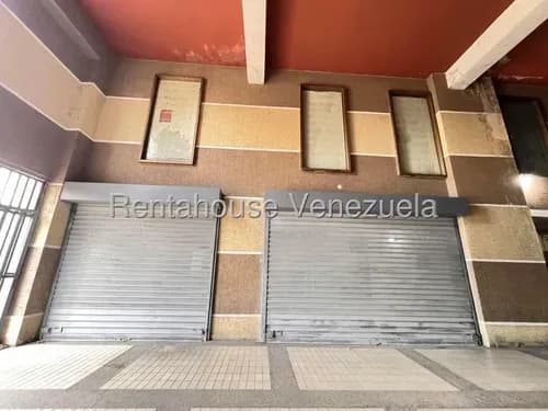 Local Comercial En Alquiler Zona Centro Maracay 26-17752 Jcm