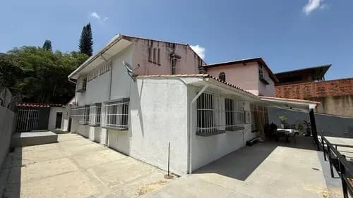 Meb, Venta De Casa En Urb Lomas Del Este, 331637