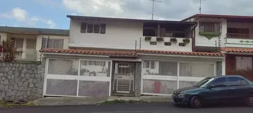Casa En El Marques 400 M2, 4 Hab+serv, 4 Baños Y 1/2 Y 4 P/e Acropolis Ji