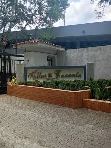 Townhouse En Venta En Villas El Encanto Mañongo, Carabobo, Fcaballero