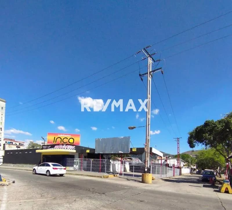 Venta Terreno Comercial Av Bolivar Norte