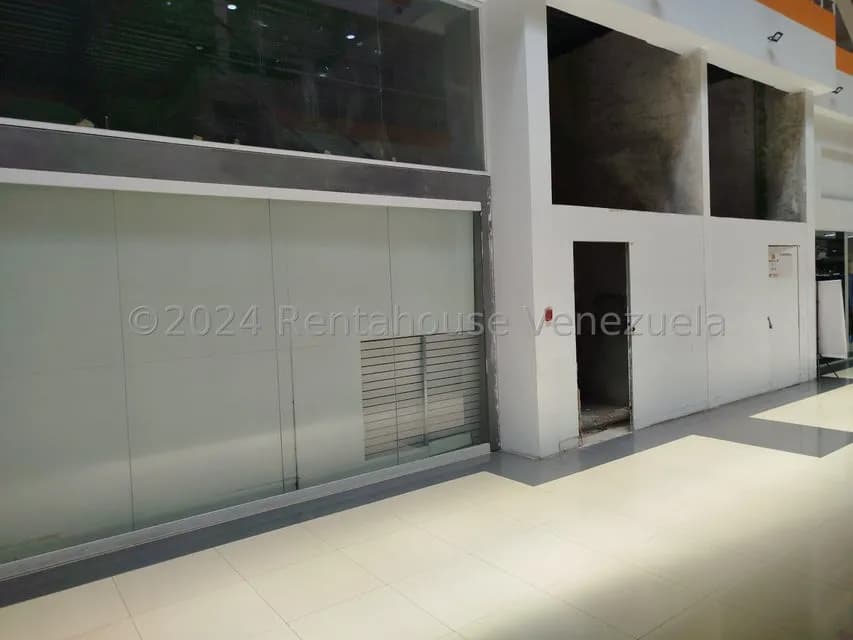 Comercial (Local Comercial) en Venta en Centro de Charallave, Miranda
