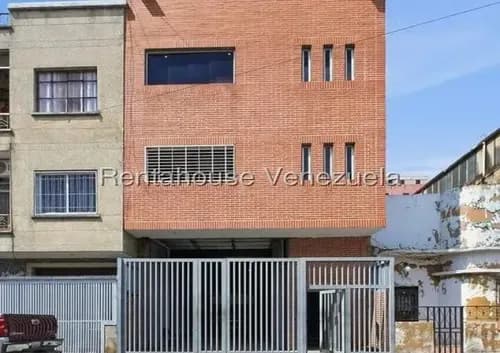 Cs Se Vende Edificio 3 En 1 Depósito, Un Apto En Obra Gris, Mas Una Terraza 26-14863