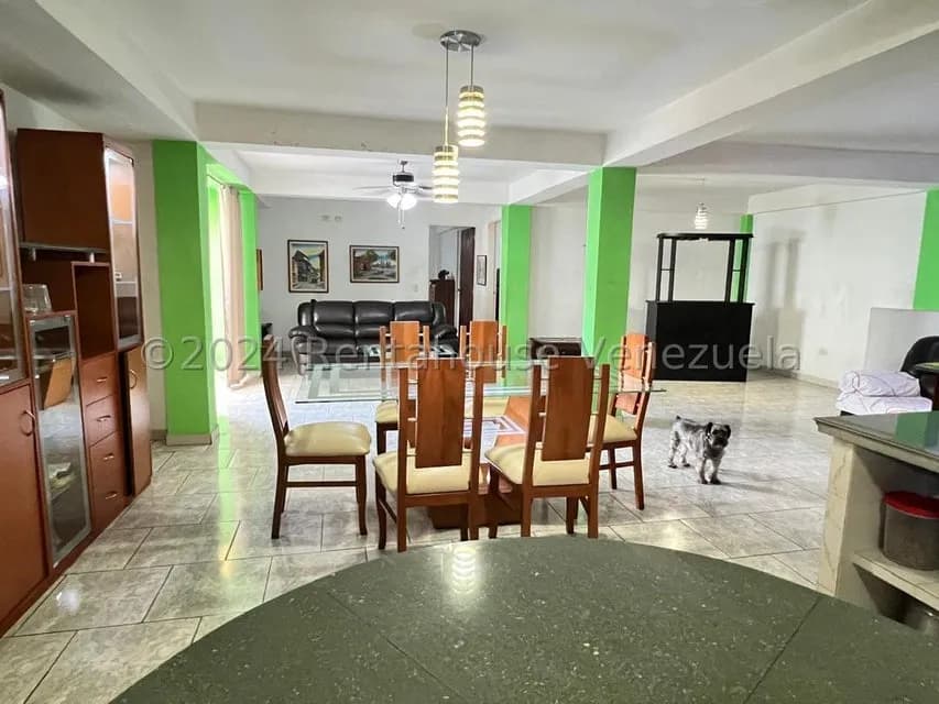Casa (Multipes Niveles) en Venta en Parroquia San Jose, Distrito Metropolitano