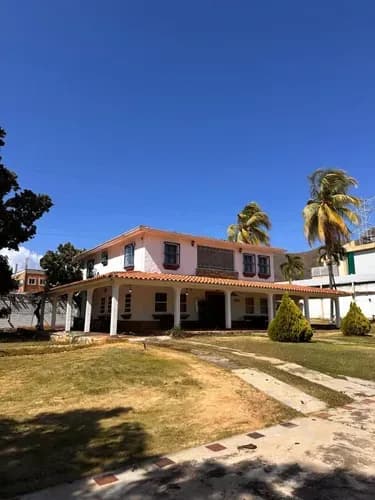 Casa Campestre Con Potencial Comercial En Mañongo, Naguanagua, Fcaballero