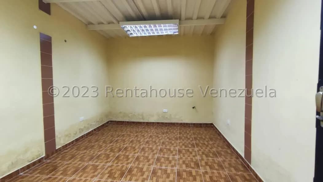 Comercial (Oficina) en Alquiler en Valle Hondo, Lara