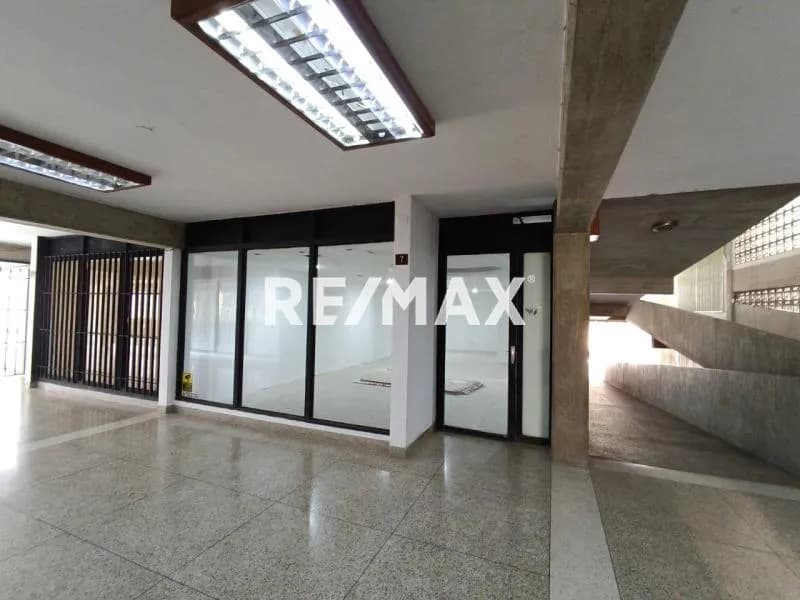 Local Comercial en Venta CC El Castaño