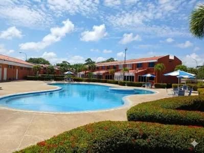 Townhouse en venta - $97k