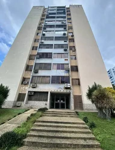 Yr Apartamento En Venta En Mañongo Residencias Apamate Espectacular Clima