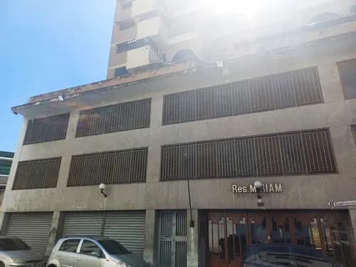 Local Comercial De 3 Niveles A Pie De Calle En Quinta Crespo 26-14591 Linda S